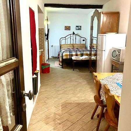 Case Vacanza Cipriano Spacious Apartment And Cosy Studio Monolocale Torretta  Luaran gambar