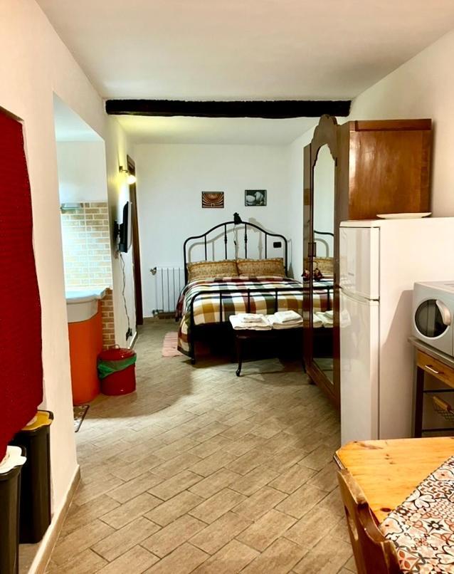 Case Vacanza Cipriano Spacious Apartment And Cosy Studio Monolocale Torretta  Luaran gambar