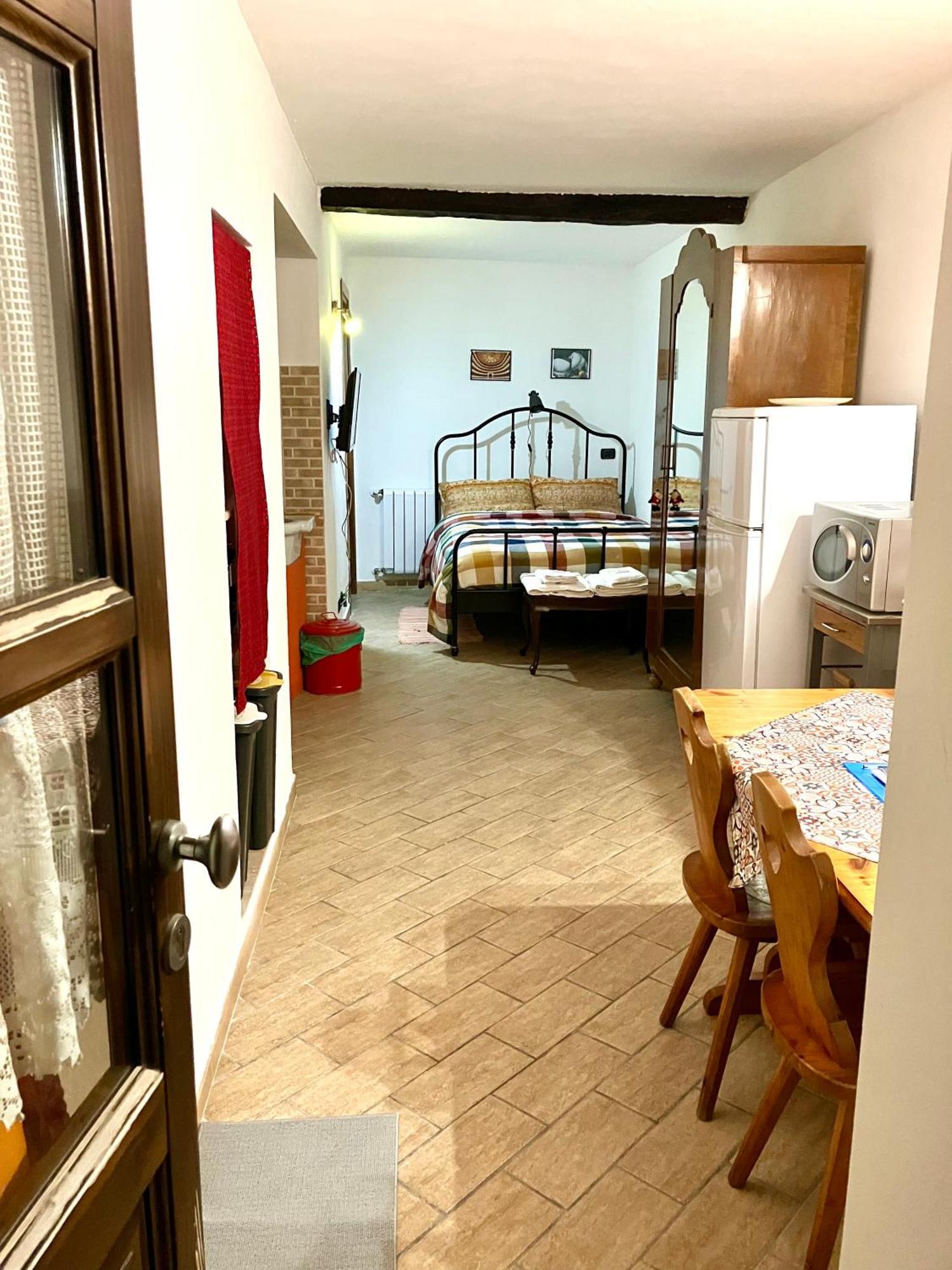 Case Vacanza Cipriano Spacious Apartment And Cosy Studio Monolocale Torretta  Luaran gambar