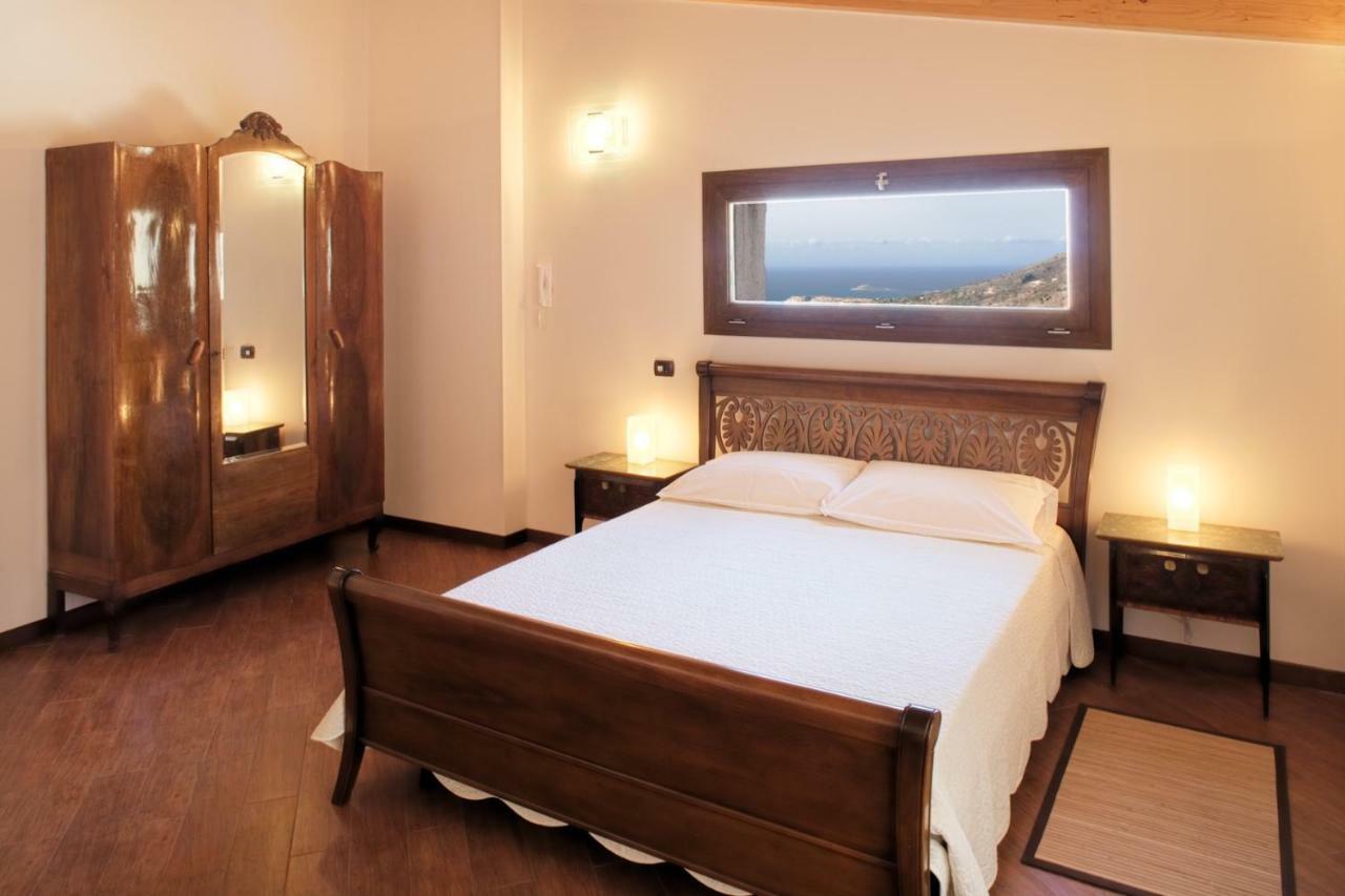 Case Vacanza Cipriano Spacious Apartment And Cosy Studio Monolocale Torretta  Luaran gambar